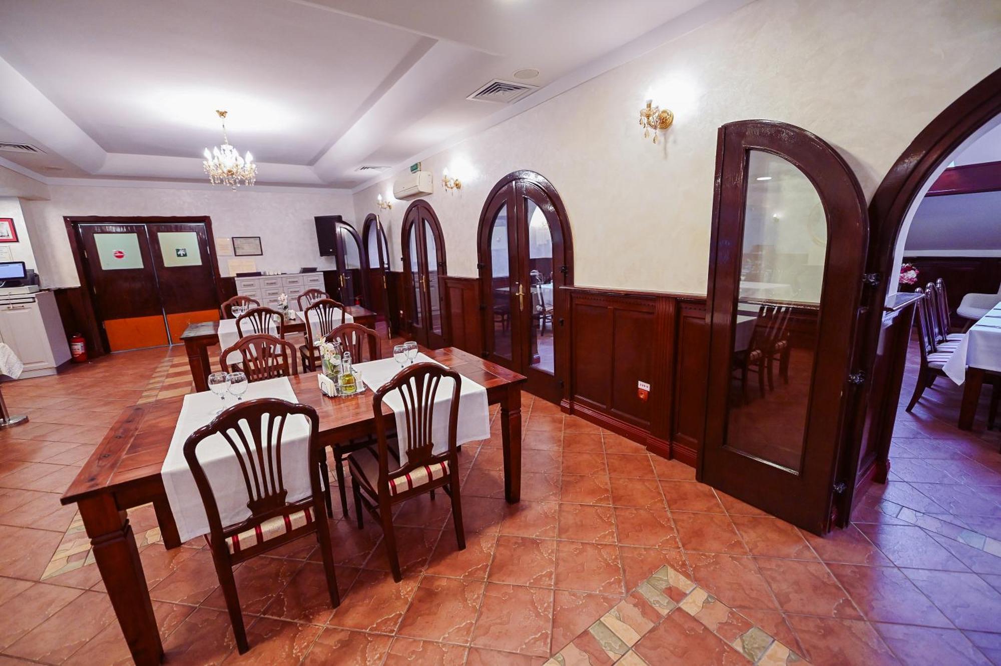 Conacul Domnesc Hotel Scheia Exterior foto