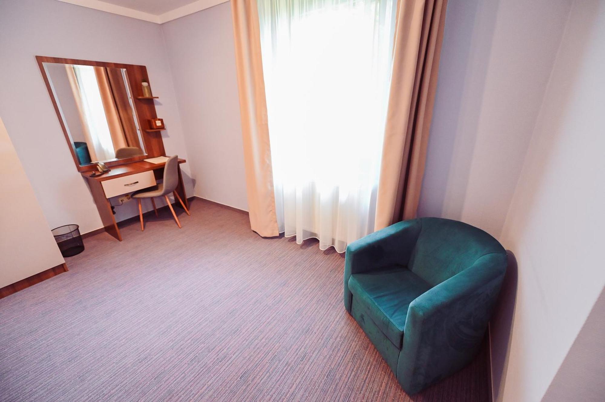Conacul Domnesc Hotel Scheia Exterior foto